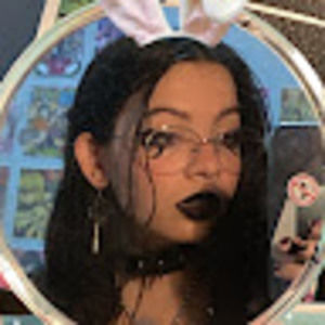 Meet your Posher, Valentina